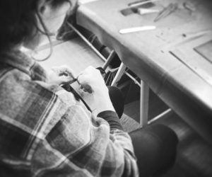 artisan atelier sellier-harnacheur cousu main nay cuir maroquinerie